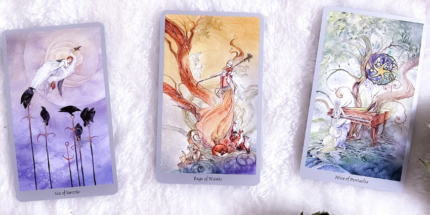 Descubre el poder del Tarot y Oráculos